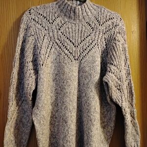 Nwot Torrid Size 1 Women's Sweater. Never Worn. Purple And White